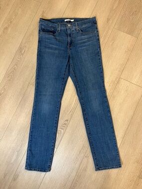 LEVI’S 314 Straight Leg Jeans - FREE SHIPPING on Bundles $85+